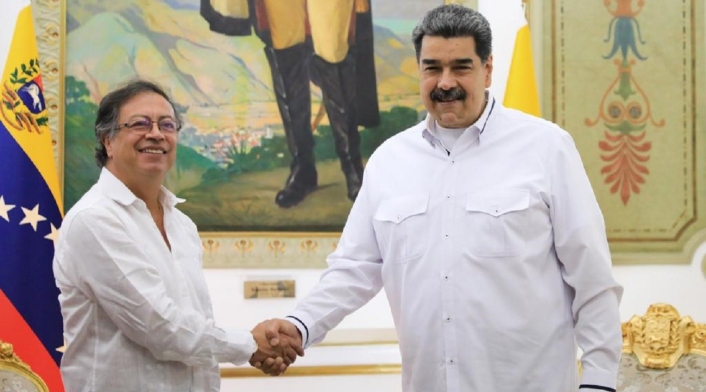 Gustavo Petro y Nicolás Maduro Gustavo Petro y Nicolás Maduro