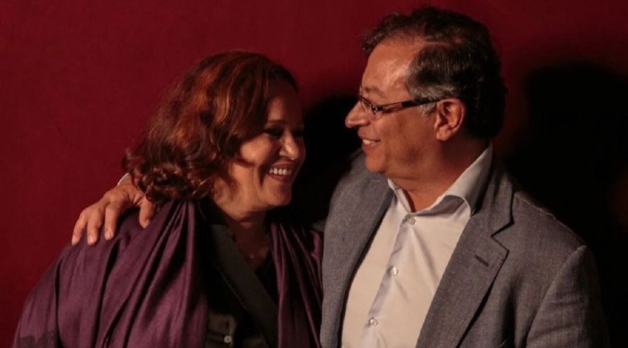 Jennifer Steffens y Gustavo Petro Jennifer Steffens y Gustavo Petro