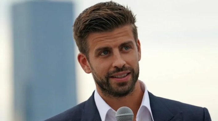 Gerard Piqué Gerard Piqué