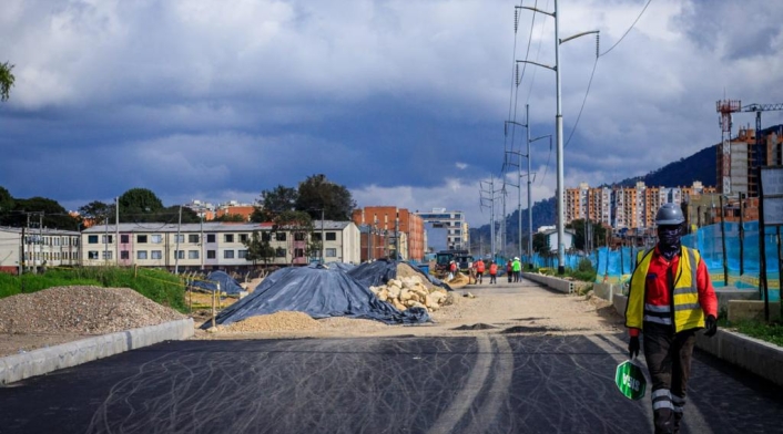 Obras Bogotá por la calle 170 Obras Bogotá por la calle 170