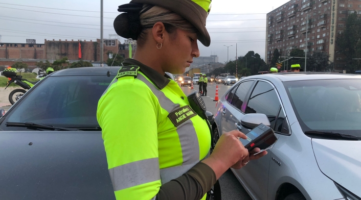 Operativos por pico y placa en Bogotá.
