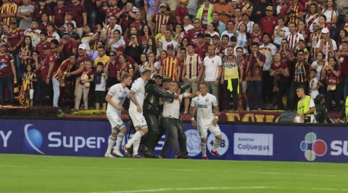 Hincha del Tolima agredió a Cataño Hincha del Tolima agredió a Cataño