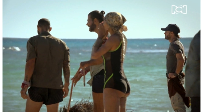 Survivor, la isla de los famosos Survivor, la isla de los famosos