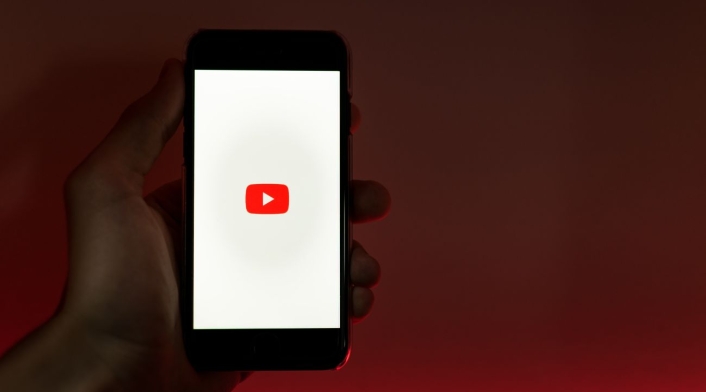 YouTube es la plataforma de videos más grande en el mundo YouTube cumple 20 años