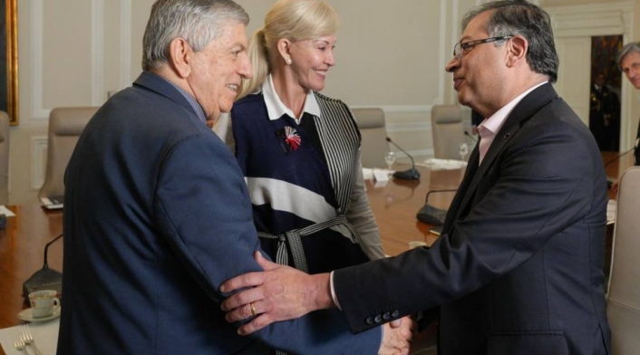Expresidente César Gaviria y Dilian Francisca Toro Expresidente César Gaviria y Dilian Francisca Toro