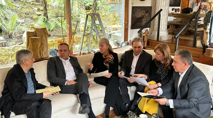 César Gaviria, Efraín Cepeda y Dilian Francisca Toro