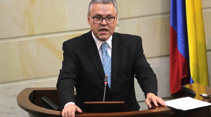 Ministro de Justicia, Néstor Osuna