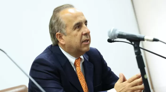 Guillermo Reyes, ministro de Transporte Guillermo Reyes