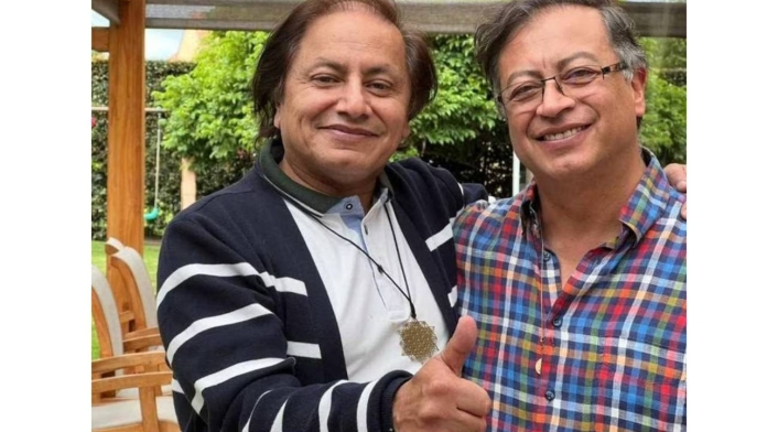 Juan Fernando Petro junto a su hermano, el presidente Gustavo Petro. Juan Fernando Petro junto a su hermano, el presidente Gustavo Petro.