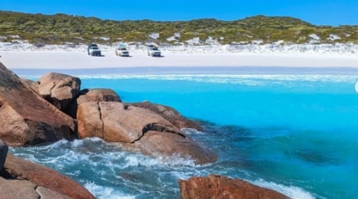 Lucky Bay Lucky Bay