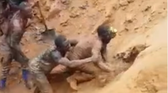 Rescate de 9 mineros en el Congo Rescate de 9 mineros en el Congo