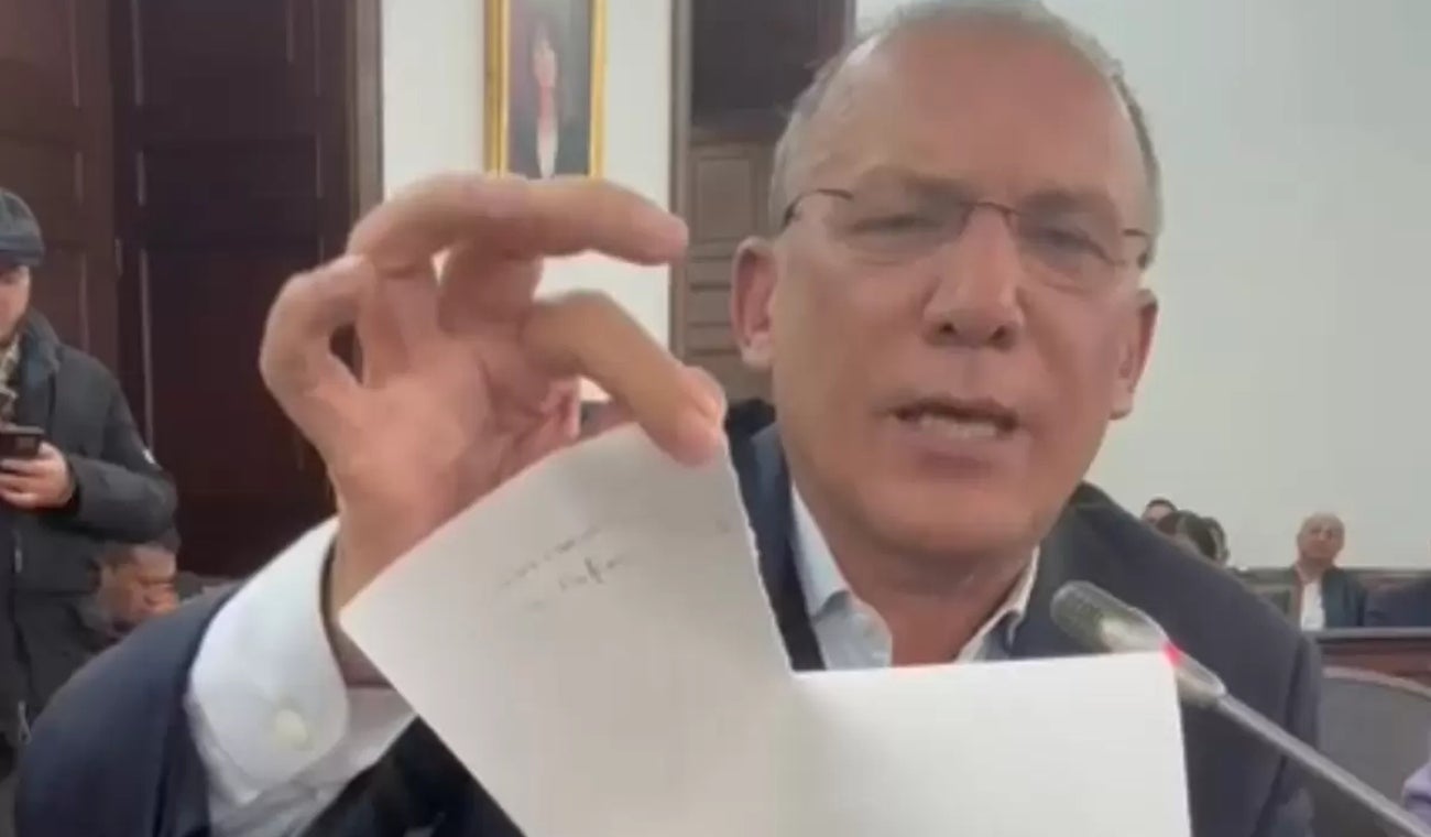 Roy Barreras rompe el proyecto de la reforma política Roy Barreras