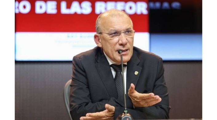 Roy Barreras arremete contra conversaciones clandestinas con narcos Roy Barreras arremete contra conversaciones clandestinas con narcos