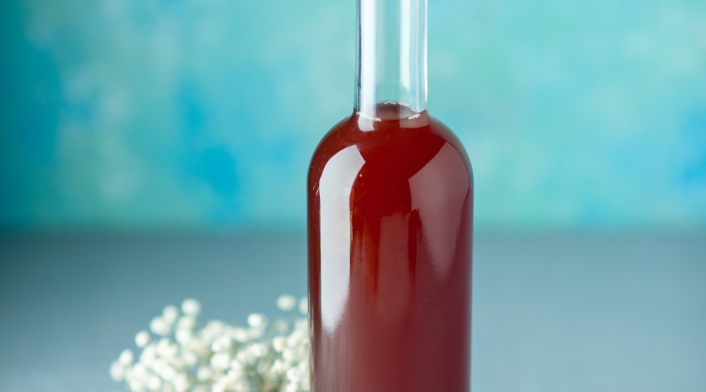 Vinagre de manzana Vinagre de manzana-remedio para horquillas en el cabello