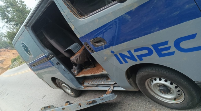 Atentado camioneta Inpec