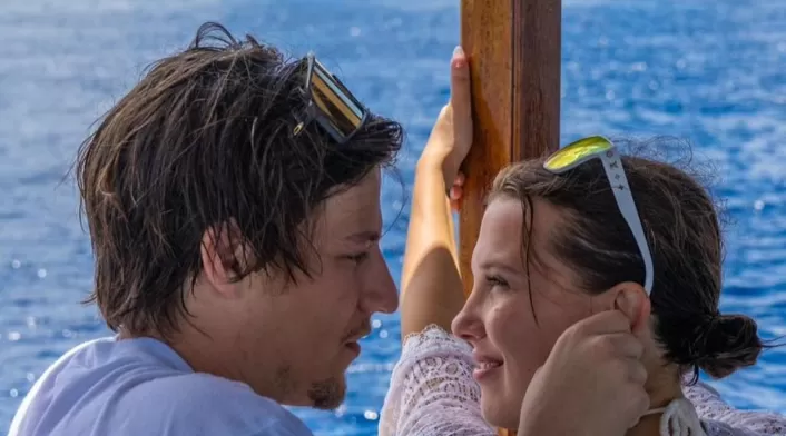 Jake Bongiovi y Millie Bobby Brown Jake Bongiovi y Millie Bobby Brown