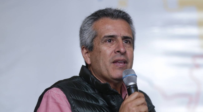 Luis Fernando Velasco Luis Fernando Velasco, ministro del interior