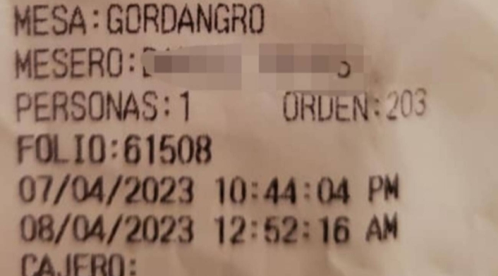 Mujer denunció que recibió un insulto en la factura de un bar Mujer denunció que recibió un insulto en la factura de un bar