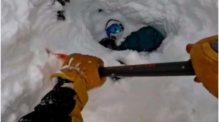 Rescate milagroso en la nieve Rescate milagroso en la nieve