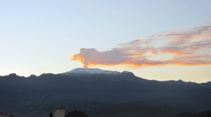 Volcán nevado del Ruiz Volcán nevado del Ruiz