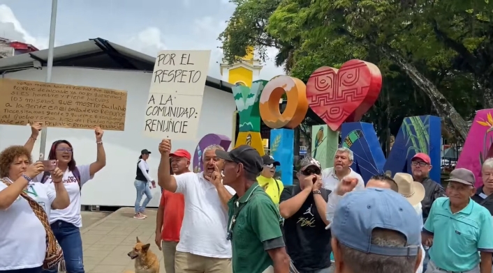 Dicen que no es la primera vez que irrespeta a la comunidad