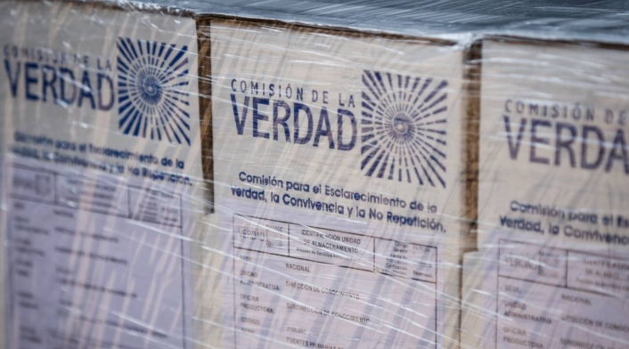 Comisión de la Verdad entregó su archivo sobre el conflicto armado Comisión de la Verdad entregó su archivo sobre el conflicto armado