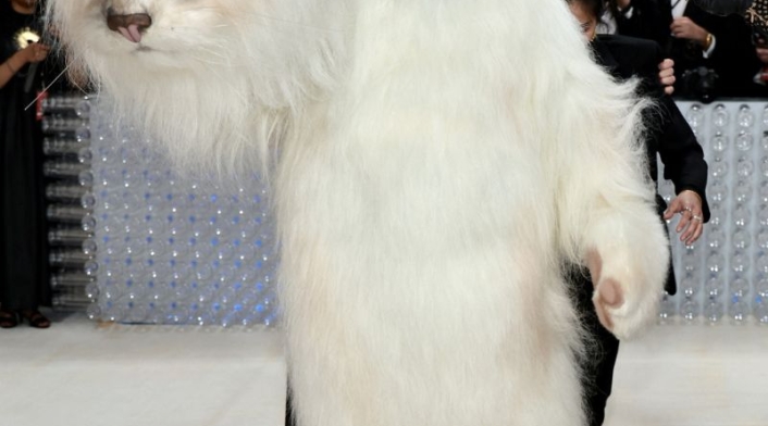 Jared Leto disfrazado de gato en los Met Gala