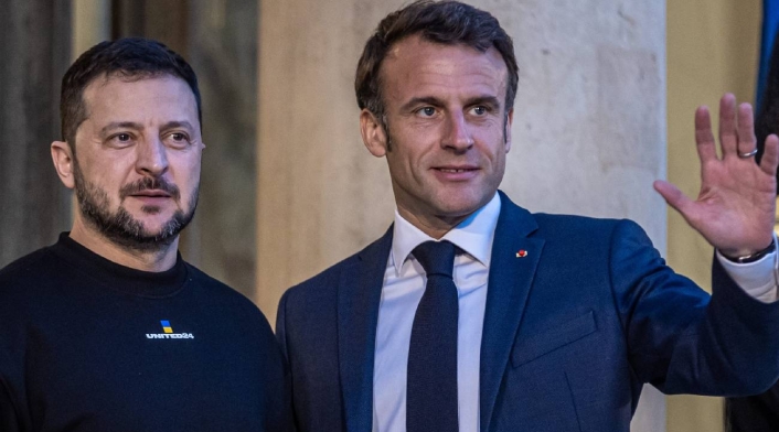 Macron Macron
