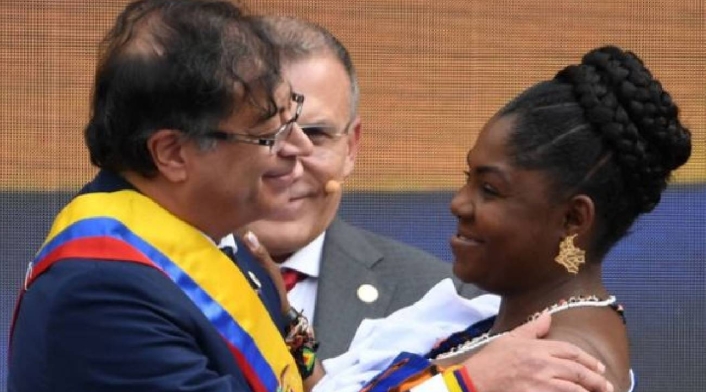 Petro y Francia