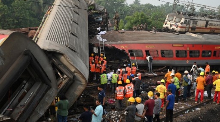 Choque de trenes en la India
