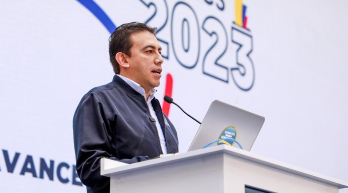 Registrador Alexander Vega Rocha.