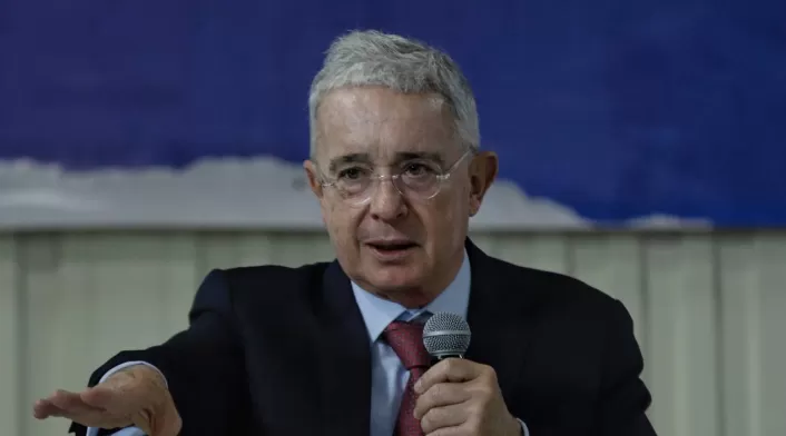 Álvaro Uribe Álvaro Uribe