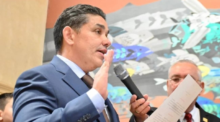 Representante contra Fubar Representante contra Fubar