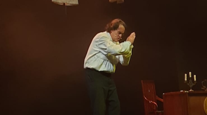 Obra de teatro Esquizofrenia