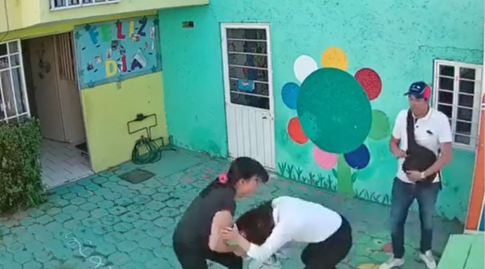 Padres atacan con pistola a profesora de jardín Padres atacan con pistola a profesora de jardín