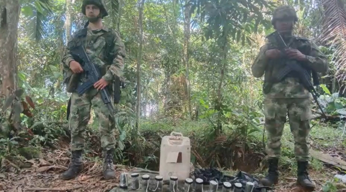 Soldados y hallazgo de minas antipersonas en Santa Rosa del Sur