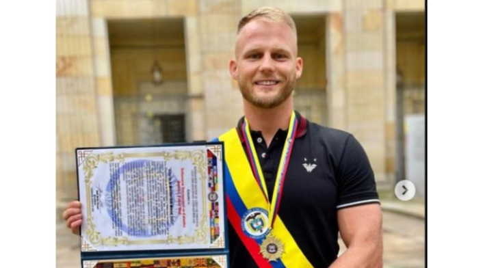 Dominic Colombia, ya no podrá usar la camiseta de la selección Dominic, influencer alemán que habla de Colombia