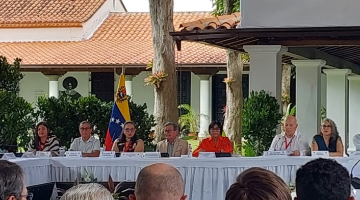 Negociación con el ELN: Cuarto ciclo de diálogos ya fue instalado en Caracas Negociación con el ELN: Cuarto ciclo de diálogos ya fue instalado en Caracas