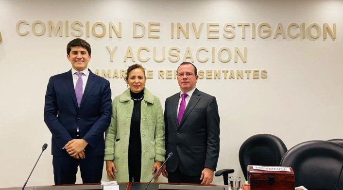 Mesa directiva de la Comisión de Acusación.
