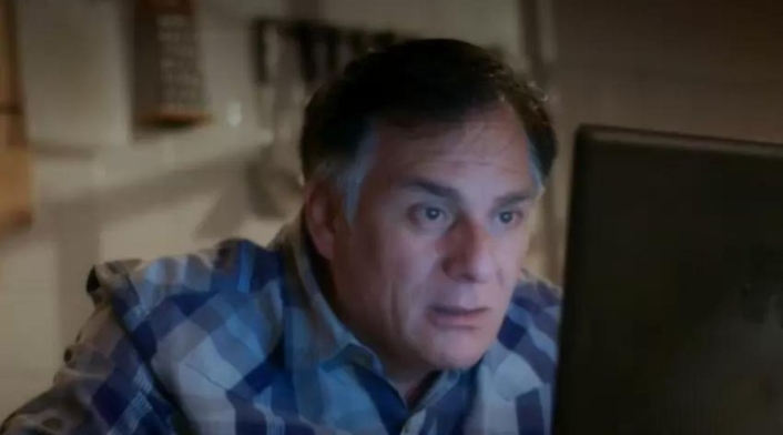 Tía alison: papá irresponsable de los niños, los vuelve a buscar Tía alison: papá irresponsable de los niños, los vuelve a buscar