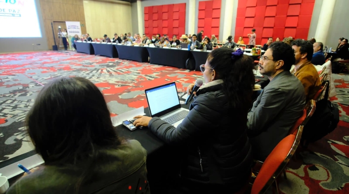 Reunión delegación de paz