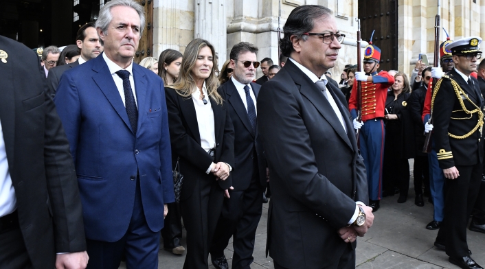 Presidente Petro y familia Botero