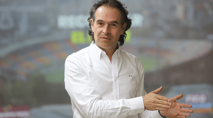 Federico Gutiérrez respalda unión de Mauricio Tobón y Juan Diego Gómez para la gobernación de Antioquia. Federico Gutiérrez es hasta el momento y según últimas encuestas el candidato más opcionado en la carrera a la alcaldía de Medelllín. Foto Twitter: @FicoGutierrez