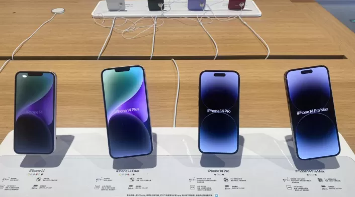 iPhone 14