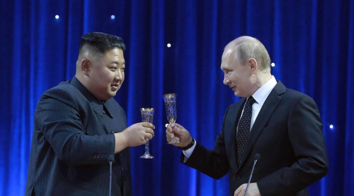 Kim Jong-Un y Putin Kim Jong-Un y Putin