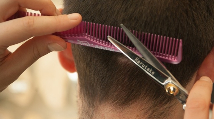 descubrió que tenía cáncer luego de cortarse el cabello descubrió que tenía cáncer luego de cortarse el cabello