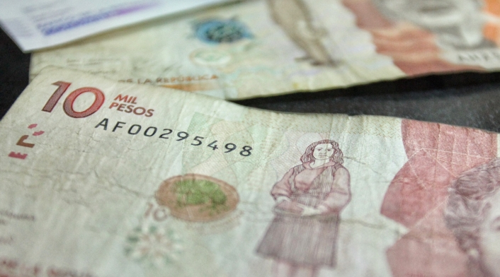 Billete de diez mil pesos / Billete de 10 mil pesos / Billetes / Pesos colombianos / Dinero / Plata / Peso Colombiano / Pesos Billete de diez mil pesos / Billete de 10 mil pesos / Billetes / Pesos colombianos / Dinero / Plata / Peso Colombiano / Pesos