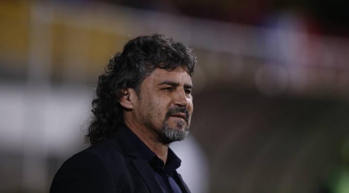Leonel Álvarez Leonel Álvarez