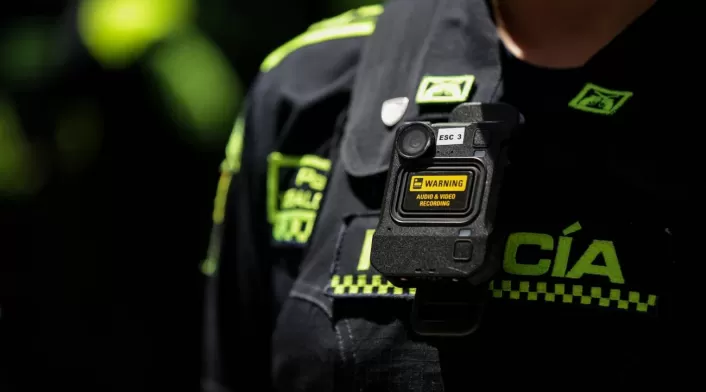 Policía
