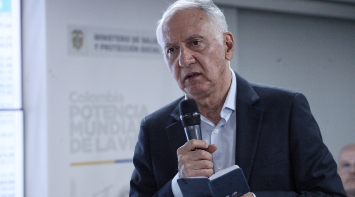 Guillermo Alfonso Jaramillo, Ministro de Salud